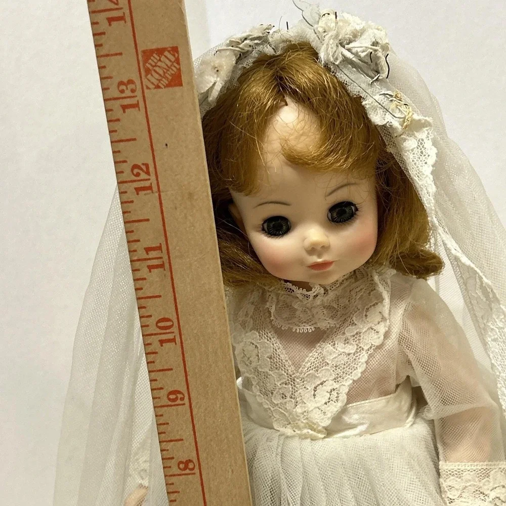 Vintage Madame Alexander 14